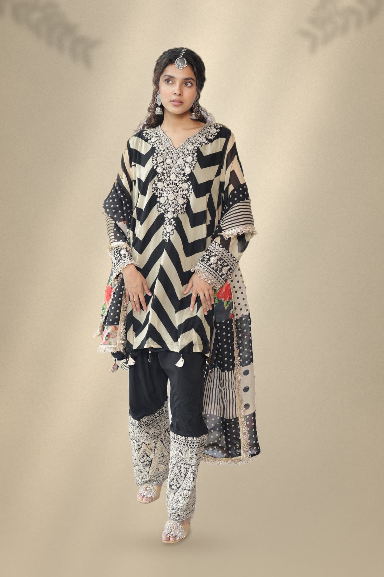 Zoya Chevron Kurta Set
